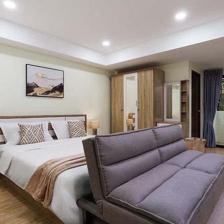 Enjoy Sunset Rainbow Alley - Wow Townhouse At Patong Hill Bagian luar foto
