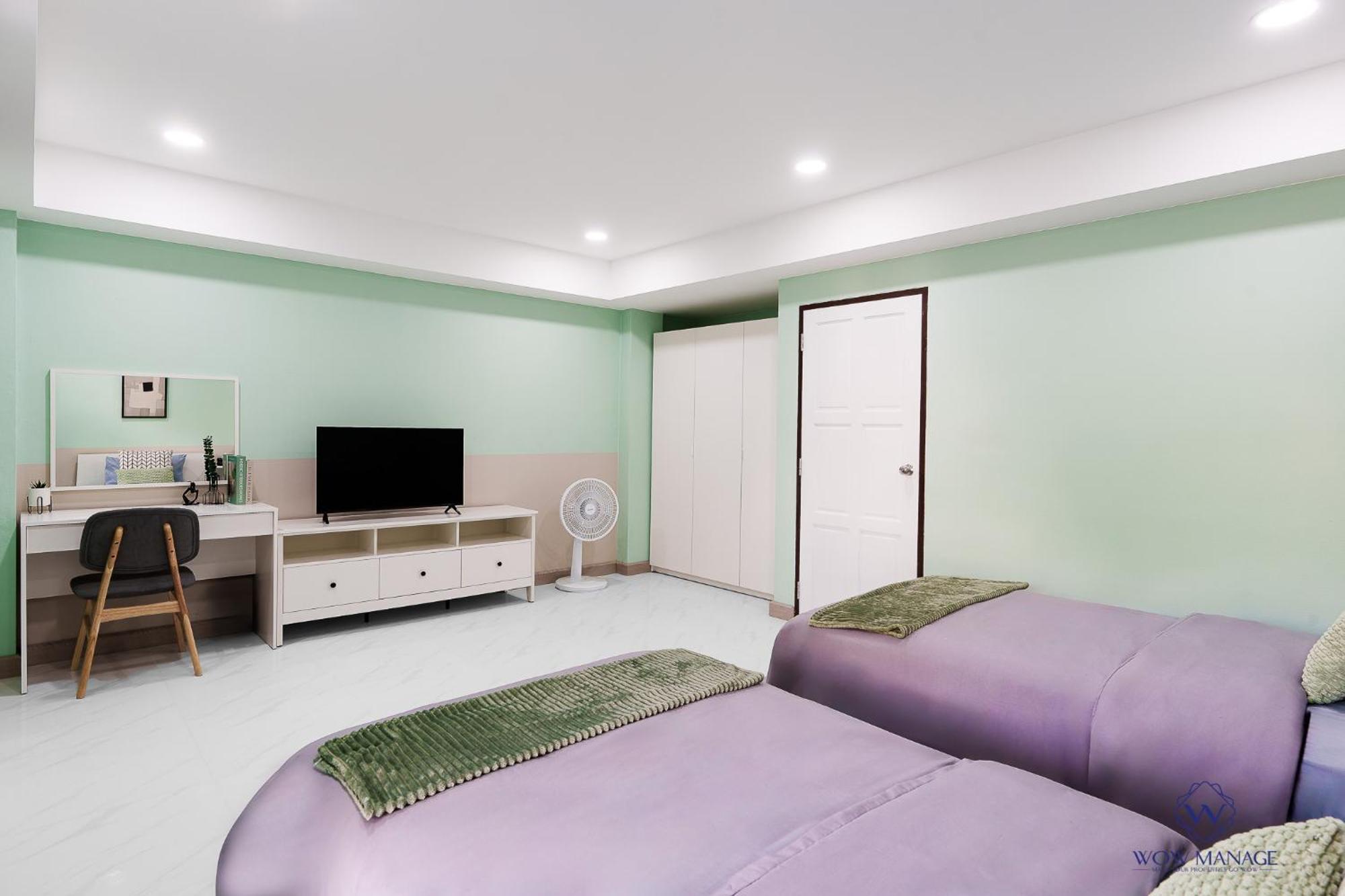Enjoy Sunset Rainbow Alley - Wow Townhouse At Patong Hill Bagian luar foto