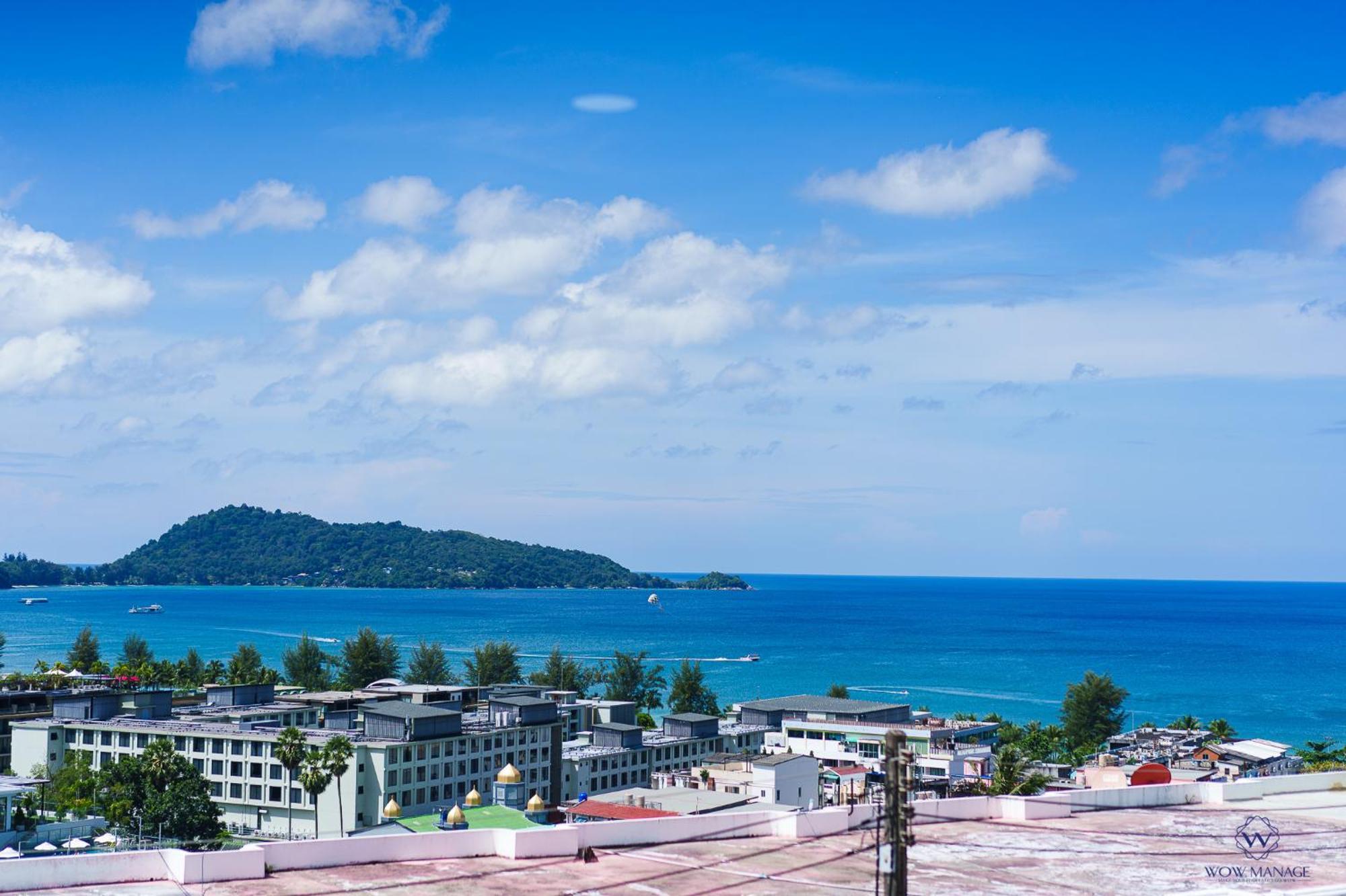 Enjoy Sunset Rainbow Alley - Wow Townhouse At Patong Hill Bagian luar foto