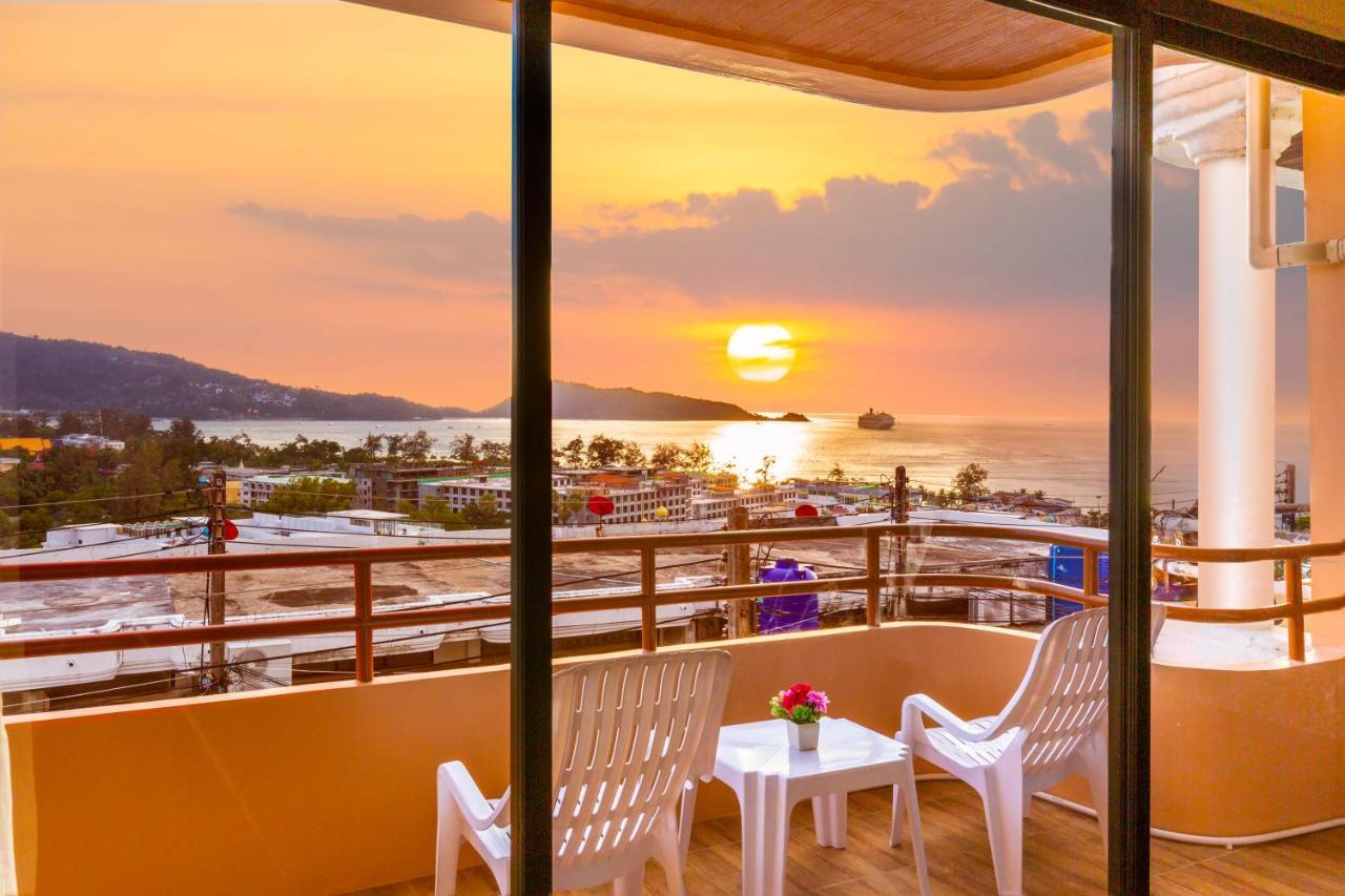 Enjoy Sunset Rainbow Alley - Wow Townhouse At Patong Hill Bagian luar foto